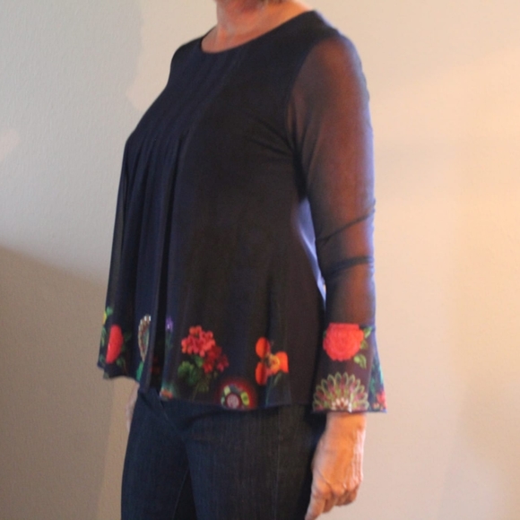 Desigual flower trimmed top - Picture 2 of 8